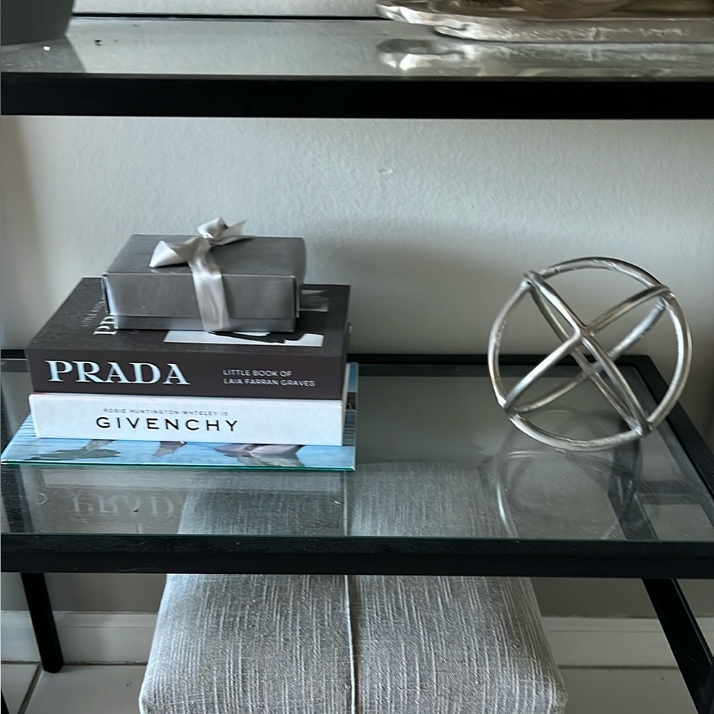Home decor - Picture 2 of 3